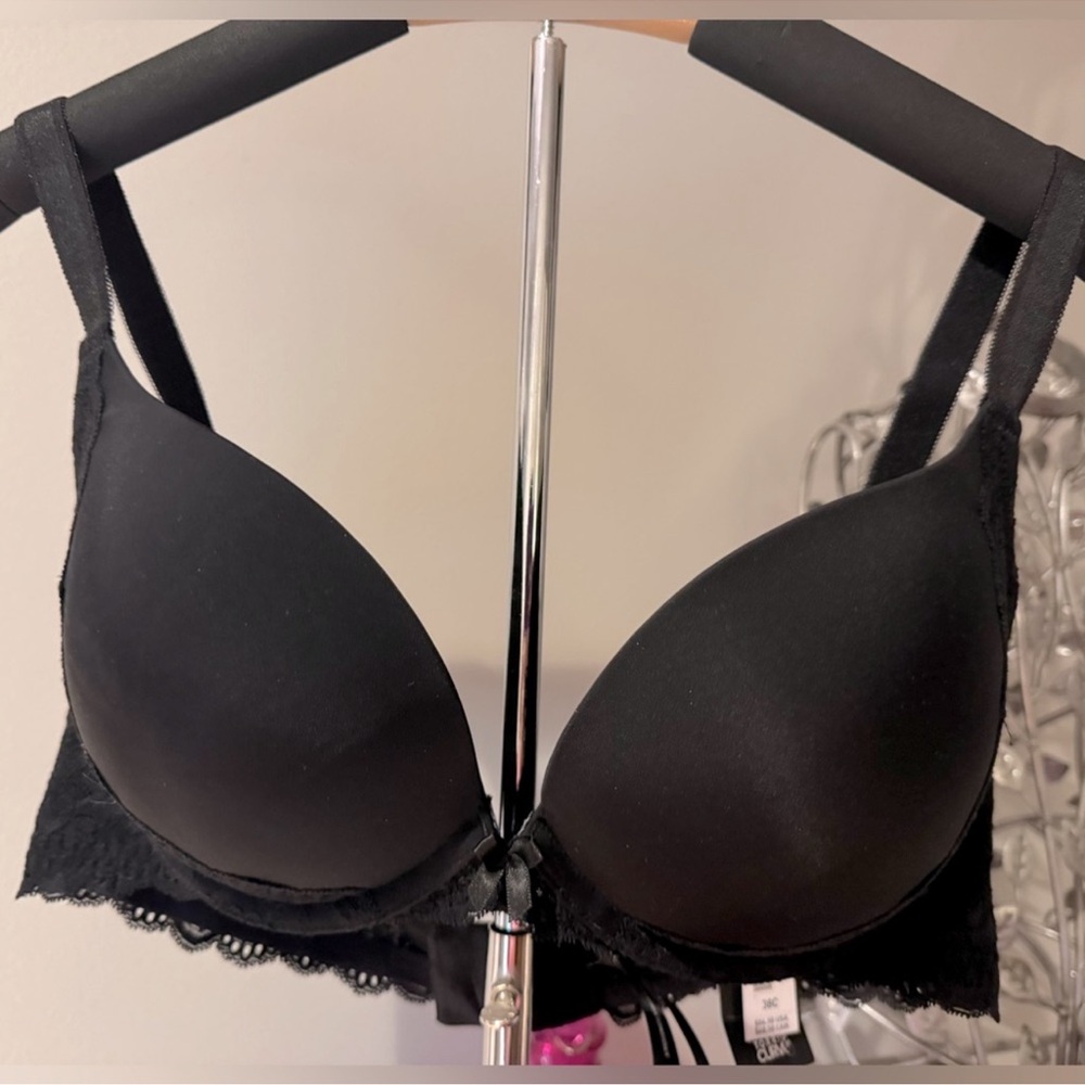 Torrid Plunge Bra Sz 38C